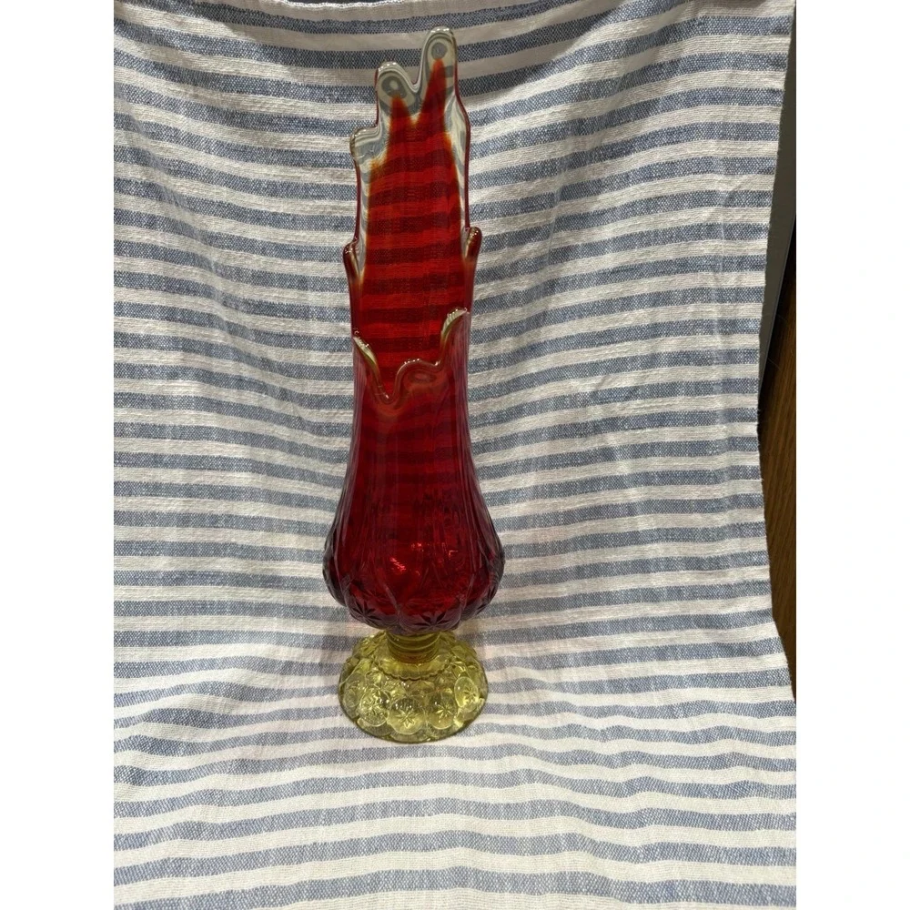 Vintage Swung Amberina Glass Vase – Red & Yellow Starburst Base 13.5 